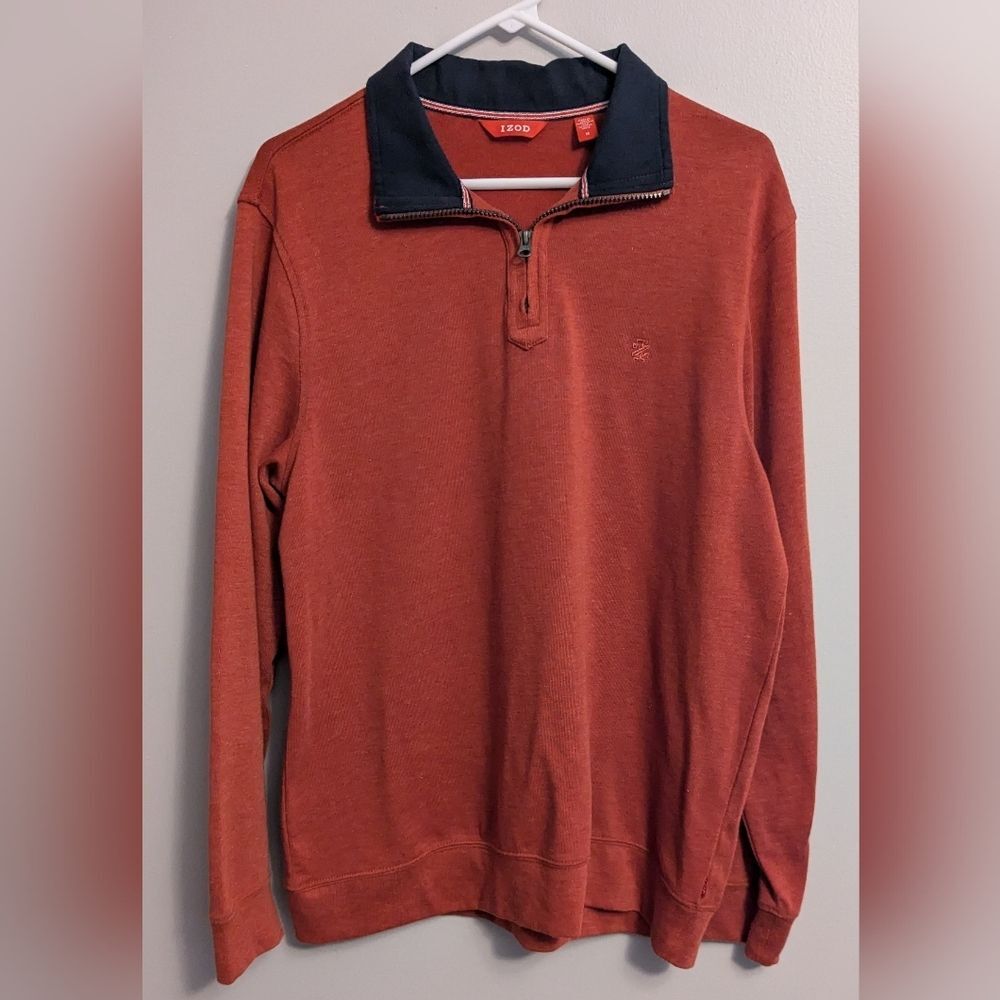 IZOD Men’s Quarter 1/4 Zip Pullover Sweatshirt Burnt Orange Navy Collar - Medium